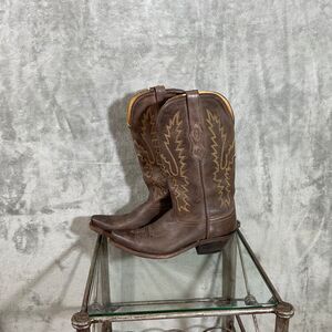 Old Western Women’s Size 6.5 Brown Leather Cowboy Rodeo Barn Boots style #1534